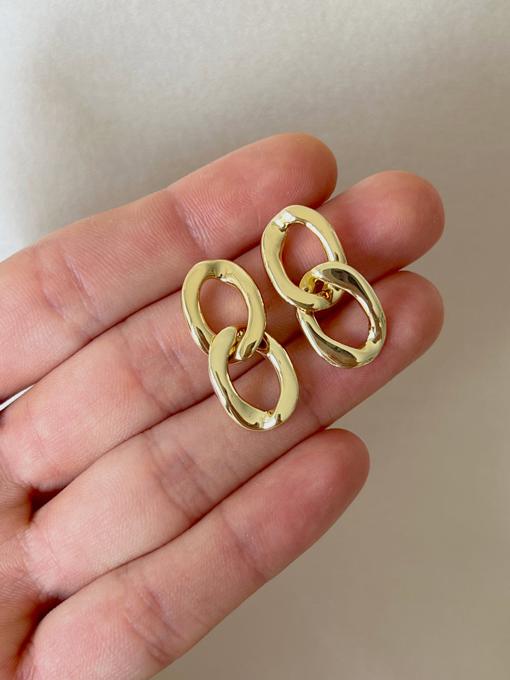 Leya Earrings